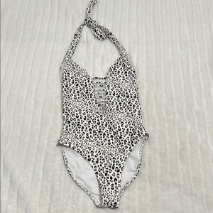 💕 Swim System Halter One Piece Leopard Print Swimsuit